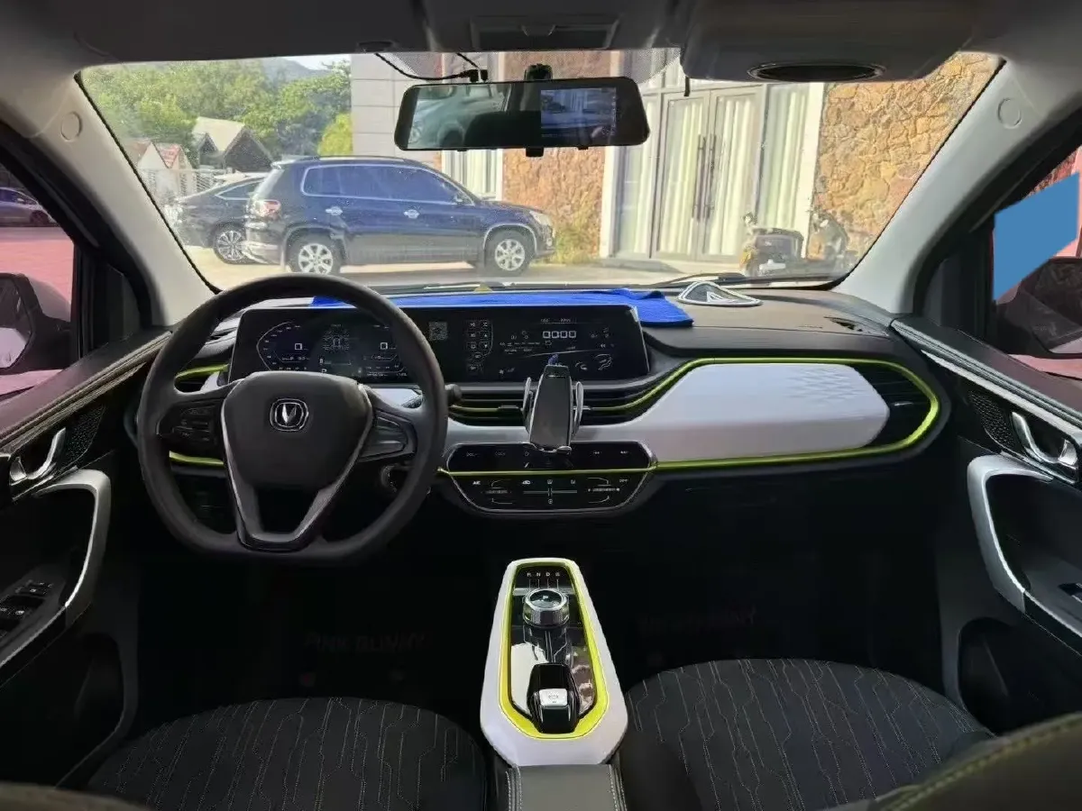 2020 ChangAn BenBen E-Star BEV 32.2KWH,autocango,china used car exporter,china ev exporter,chinese used car exporter,chinese used ev exporter