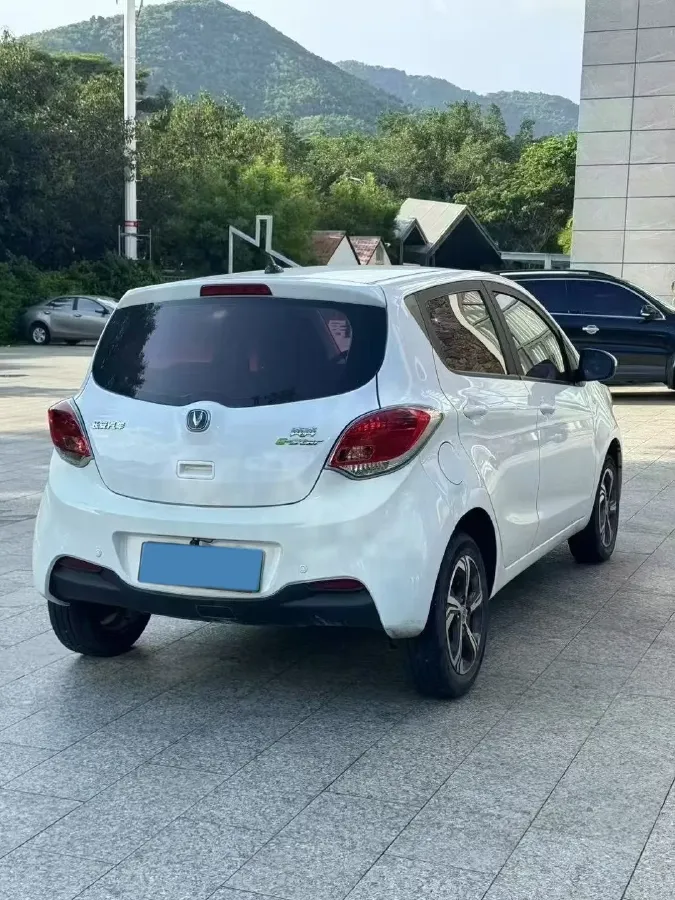 2020 ChangAn BenBen E-Star BEV 32.2KWH,autocango,china used car exporter,china ev exporter,chinese used car exporter,chinese used ev exporter