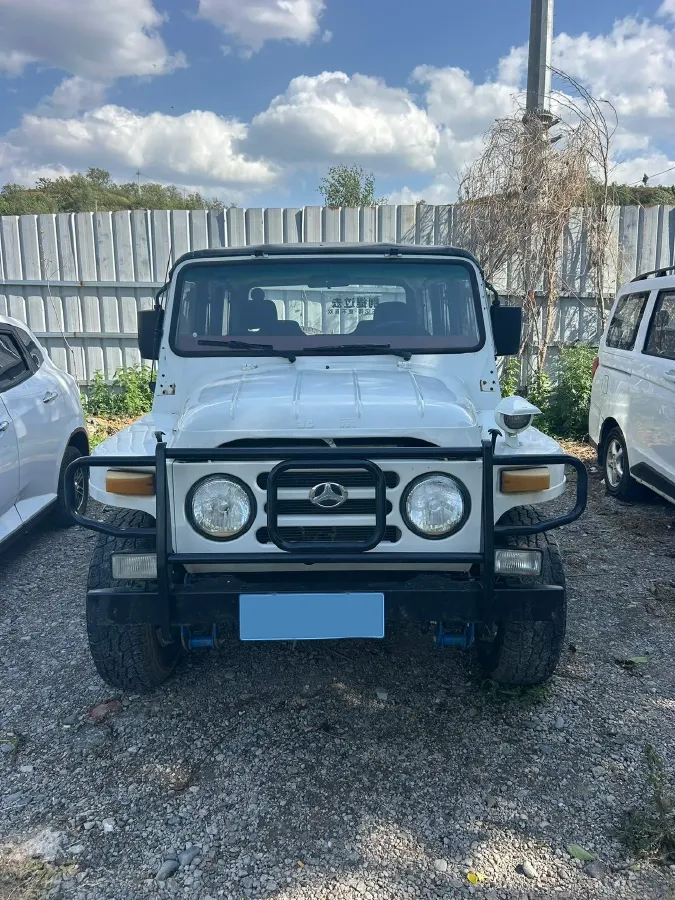 2016 BAW 212 2.0L 102HP L4 5MT,autocango,china used car exporter,china ev exporter,chinese used car exporter,chinese used ev exporter