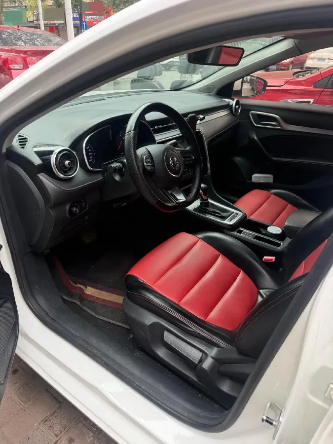 2019 MAXUS D60 1.5T 169HP L4 7DCT,autocango,china used car exporter,china ev exporter,chinese used car exporter,chinese used ev exporter