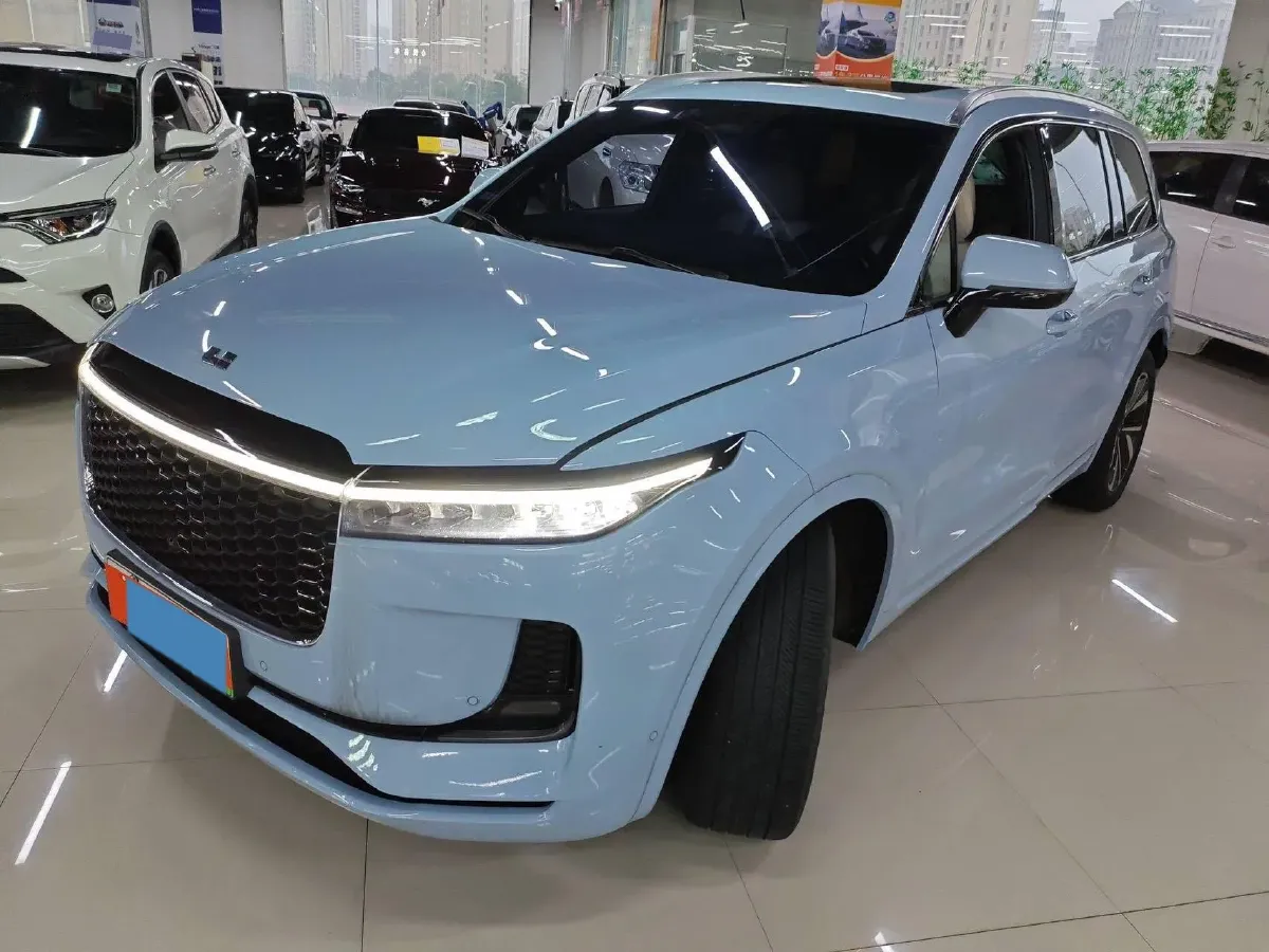 2021 Li ONE Range Extended 131HP REEV 40.5KWH,autocango,china used car exporter,china ev exporter,chinese used car exporter,chinese used ev exporter