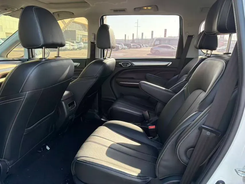 2021 GAC Trumpchi M6 1.5T 169HP L4 7DCT,autocango,china used car exporter,china ev exporter,chinese used car exporter,chinese used ev exporter