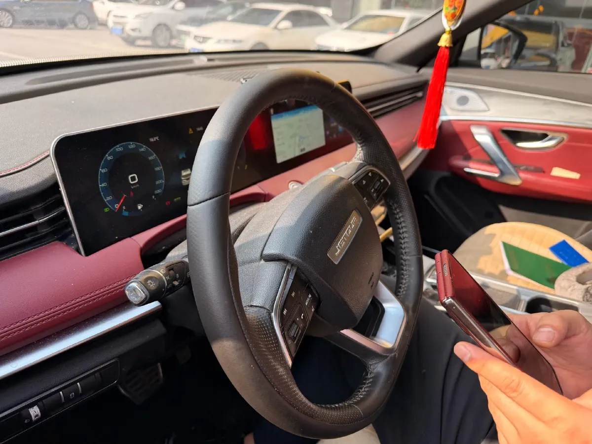 2025 Jetour X70 Plus 1.5T 184HP L4 7DCT,autocango,china used car exporter,china ev exporter,chinese used car exporter,chinese used ev exporter