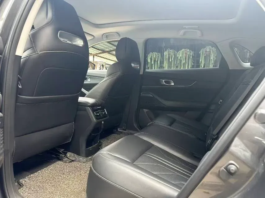 2023 ChangAn UNI-K 2.0T 233HP L4 8AT,autocango,china used car exporter,china ev exporter,chinese used car exporter,chinese used ev exporter