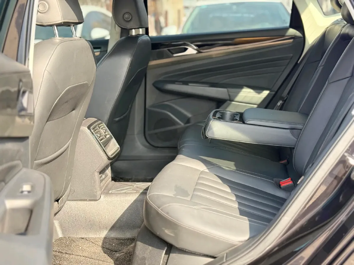 2020 Volkswagen Passat 1.4T 150HP L4 7DCT,autocango,china used car exporter,china ev exporter,chinese used car exporter,chinese used ev exporter