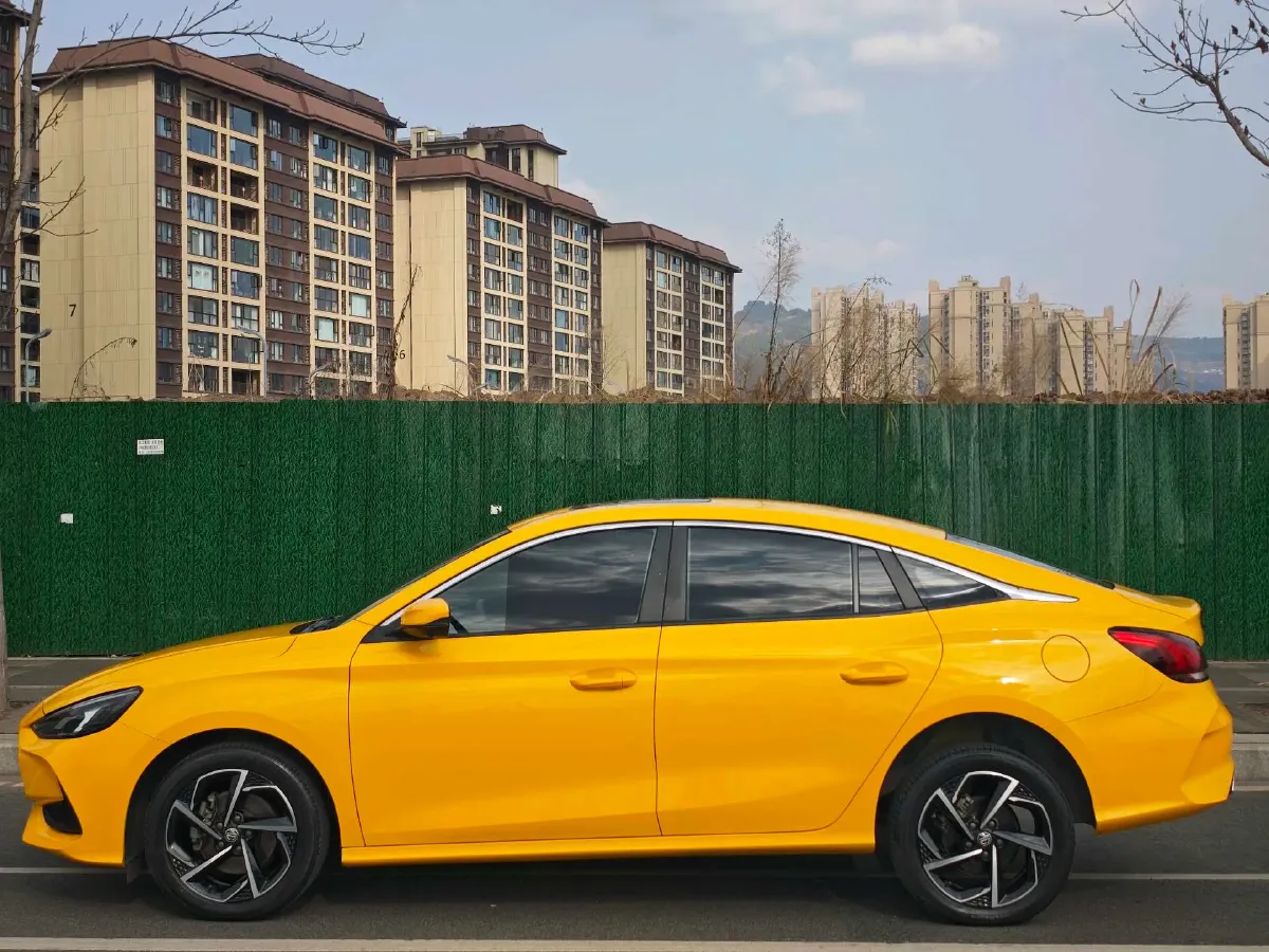 2021 MG 5 1.5T 173HP L4 7DCT,autocango,china used car exporter,china ev exporter,chinese used car exporter,chinese used ev exporter