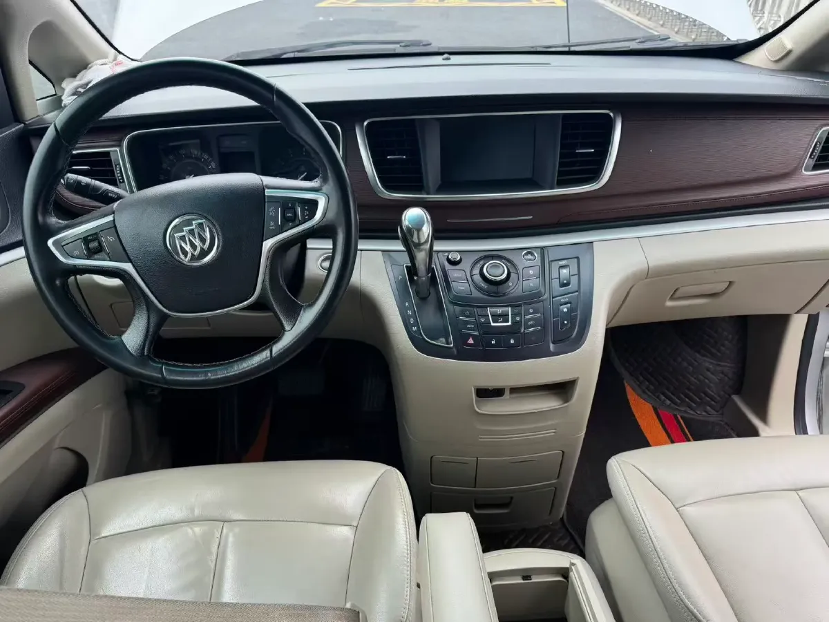 2018 Buick GL8 2.0T 260HP L4 6AT,autocango,china used car exporter,china ev exporter,chinese used car exporter,chinese used ev exporter