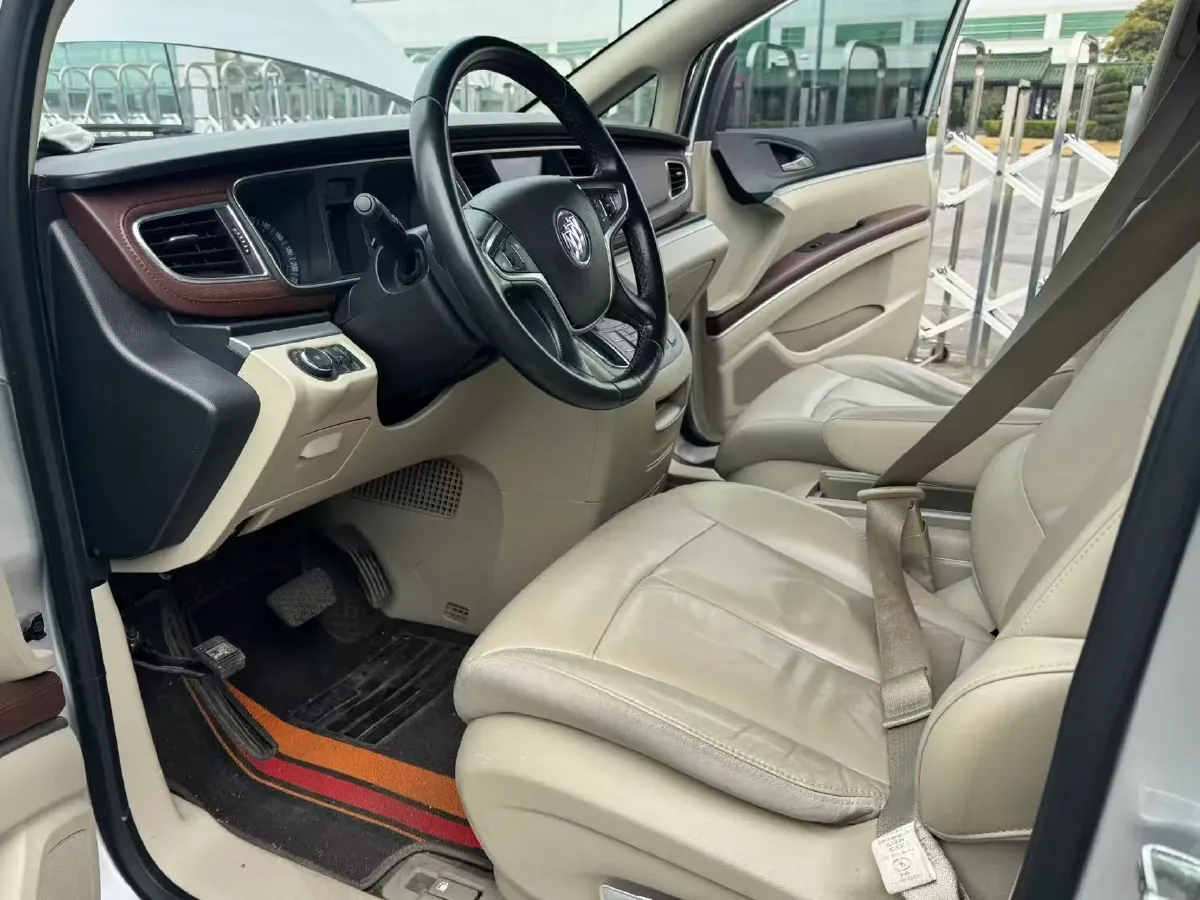 2018 Buick GL8 2.0T 260HP L4 6AT,autocango,china used car exporter,china ev exporter,chinese used car exporter,chinese used ev exporter