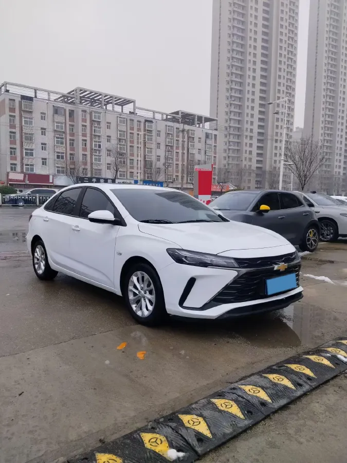 2023 Chevrolet Monza 1.5L 113HP L4 6DCT,autocango,china used car exporter,china ev exporter,chinese used car exporter,chinese used ev exporter