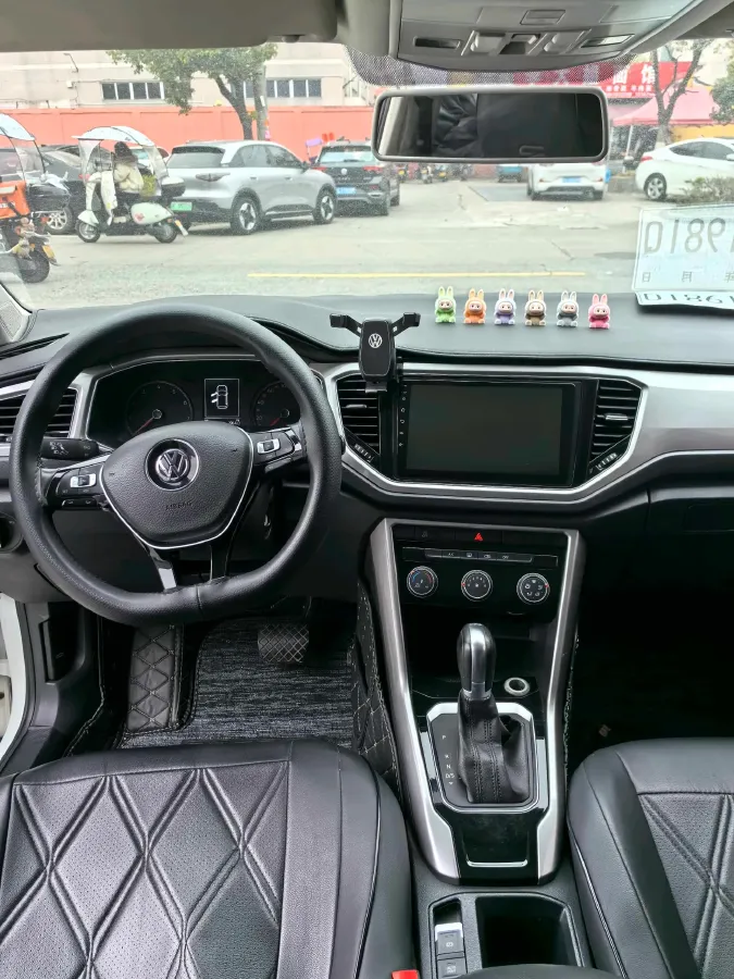 2019 Volkswagen T-Roc 1.4T 131HP L4 7DCT,autocango,china used car exporter,china ev exporter,chinese used car exporter,chinese used ev exporter