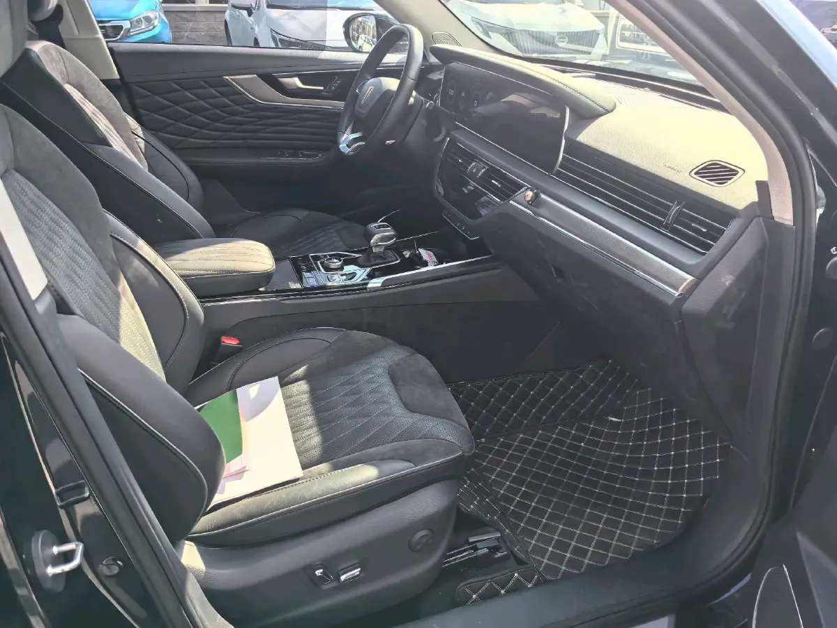 2022 HongQi HS5 2.0T 224HP L4 6AT,autocango,china used car exporter,china ev exporter,chinese used car exporter,chinese used ev exporter