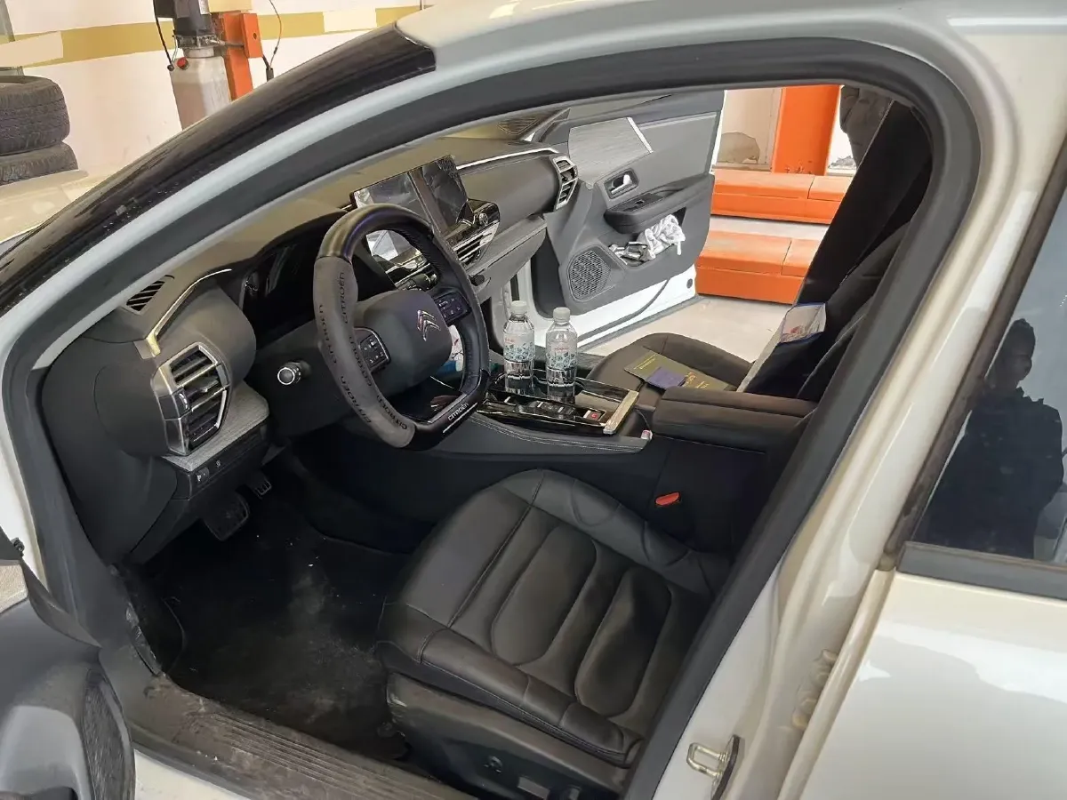 2022 Citroen C5 X 1.6T 175HP L4 8AT,autocango,china used car exporter,china ev exporter,chinese used car exporter,chinese used ev exporter