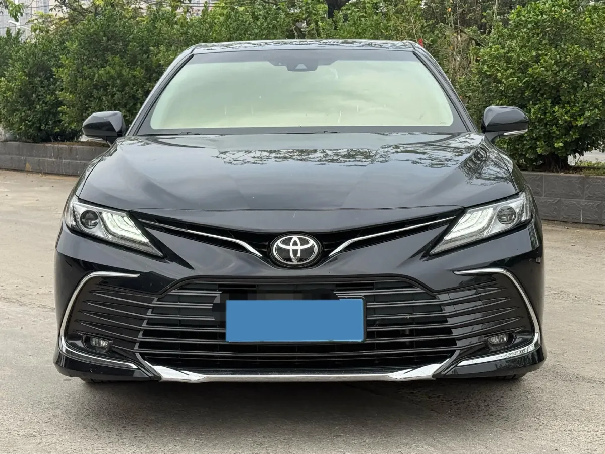 2023 Toyota Camry 2.5L 207HP L4 8AT,autocango,china used car exporter,china ev exporter,chinese used car exporter,chinese used ev exporter