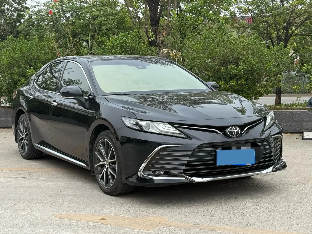 2023 Toyota Camry 2.5L 207HP L4 8AT,autocango,china used car exporter,china ev exporter,chinese used car exporter,chinese used ev exporter