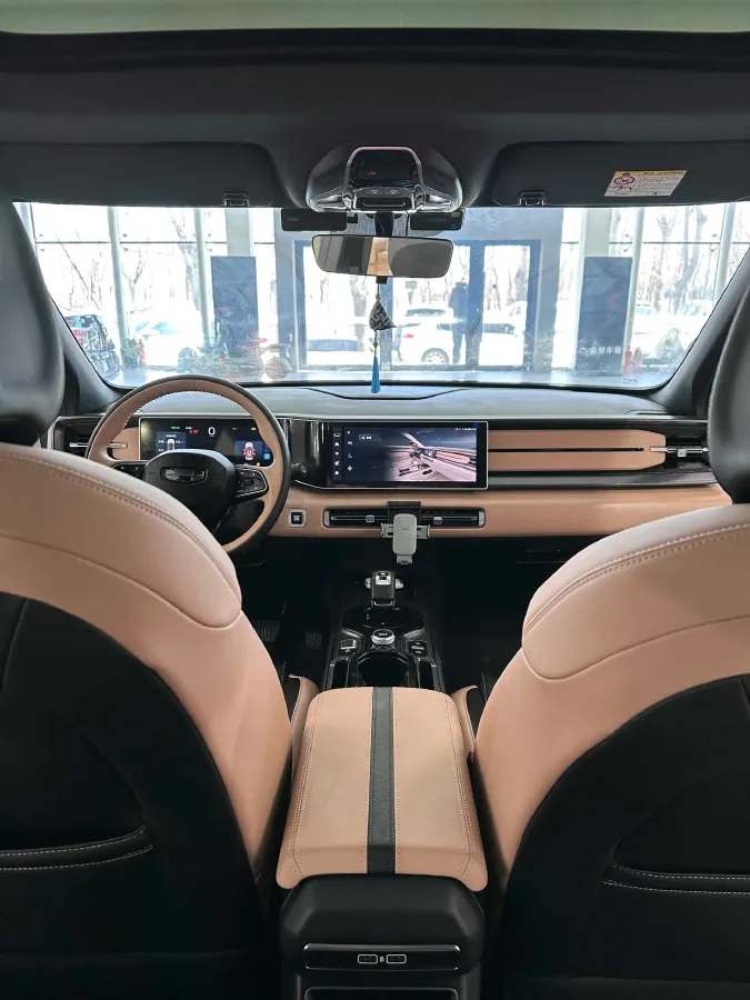 2023 Geely ICON 1.5T 181HP L4 7DCT,autocango,china used car exporter,china ev exporter,chinese used car exporter,chinese used ev exporter