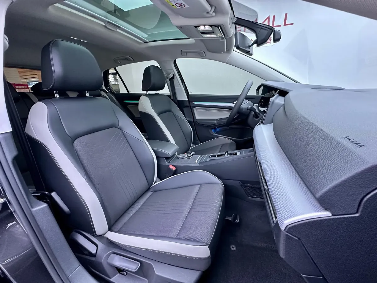 2021 Volkswagen Golf 1.4T 150HP L4 7DCT,autocango,china used car exporter,china ev exporter,chinese used car exporter,chinese used ev exporter