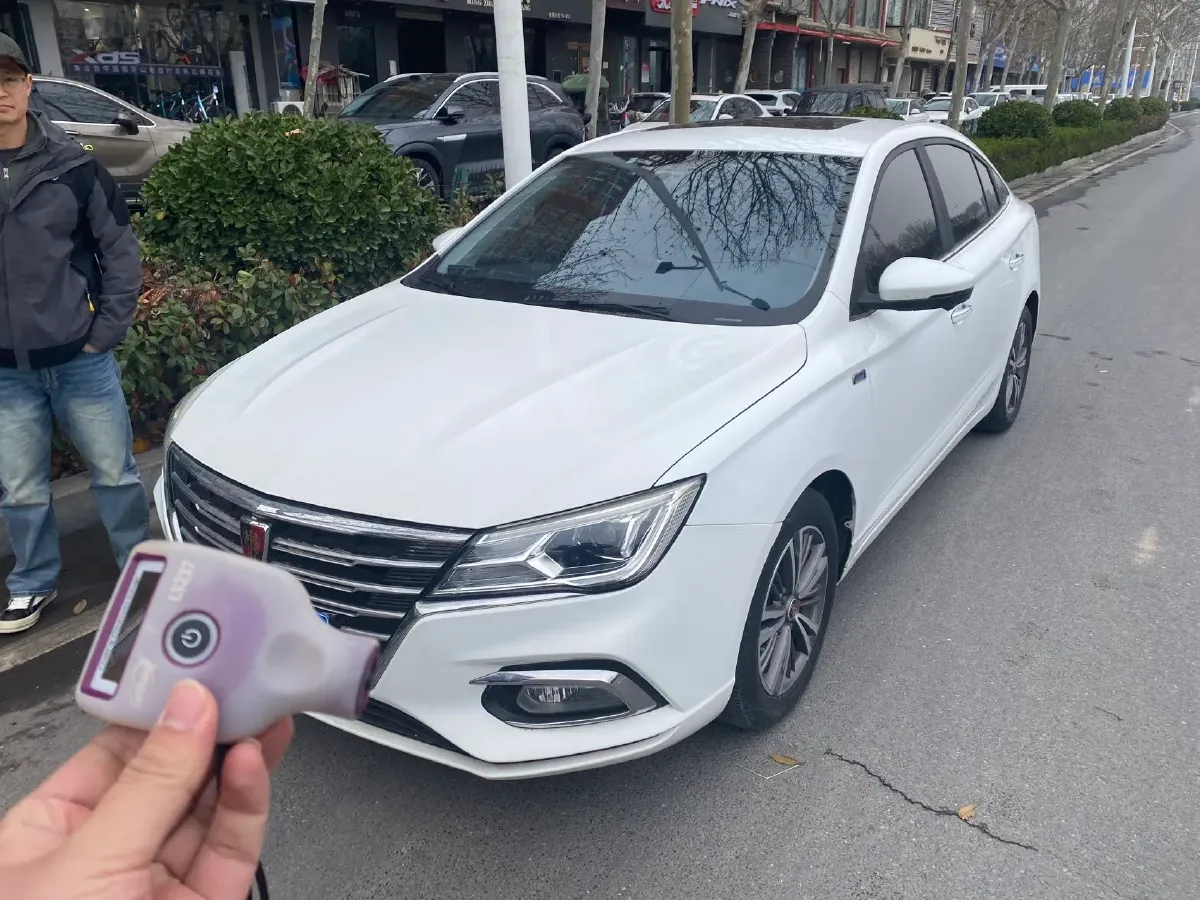 2019 Roewe i5 1.5L 120HP L4 CVT,autocango,china used car exporter,china ev exporter,chinese used car exporter,chinese used ev exporter