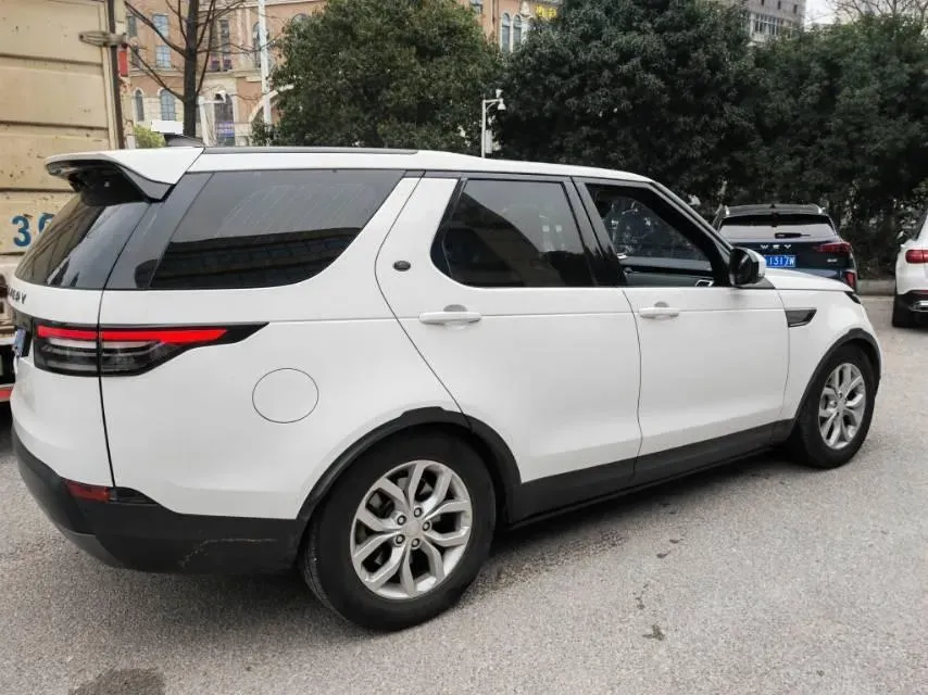 2019 Land Rover Discovery 3.0T 340HP V6 8AT,autocango,china used car exporter,china ev exporter,chinese used car exporter,chinese used ev exporter