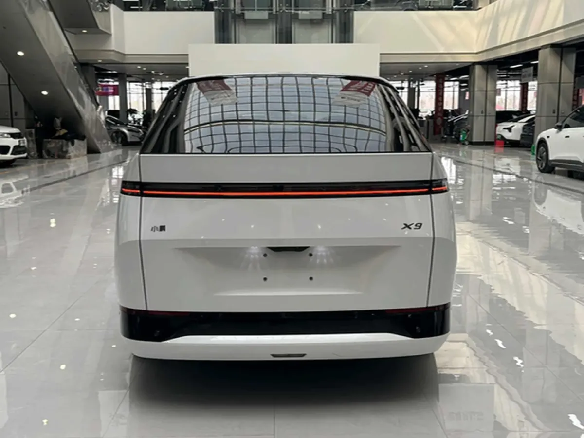 2025 Xpeng X9 BEV,autocango,china used car exporter,china ev exporter,chinese used car exporter,chinese used ev exporter