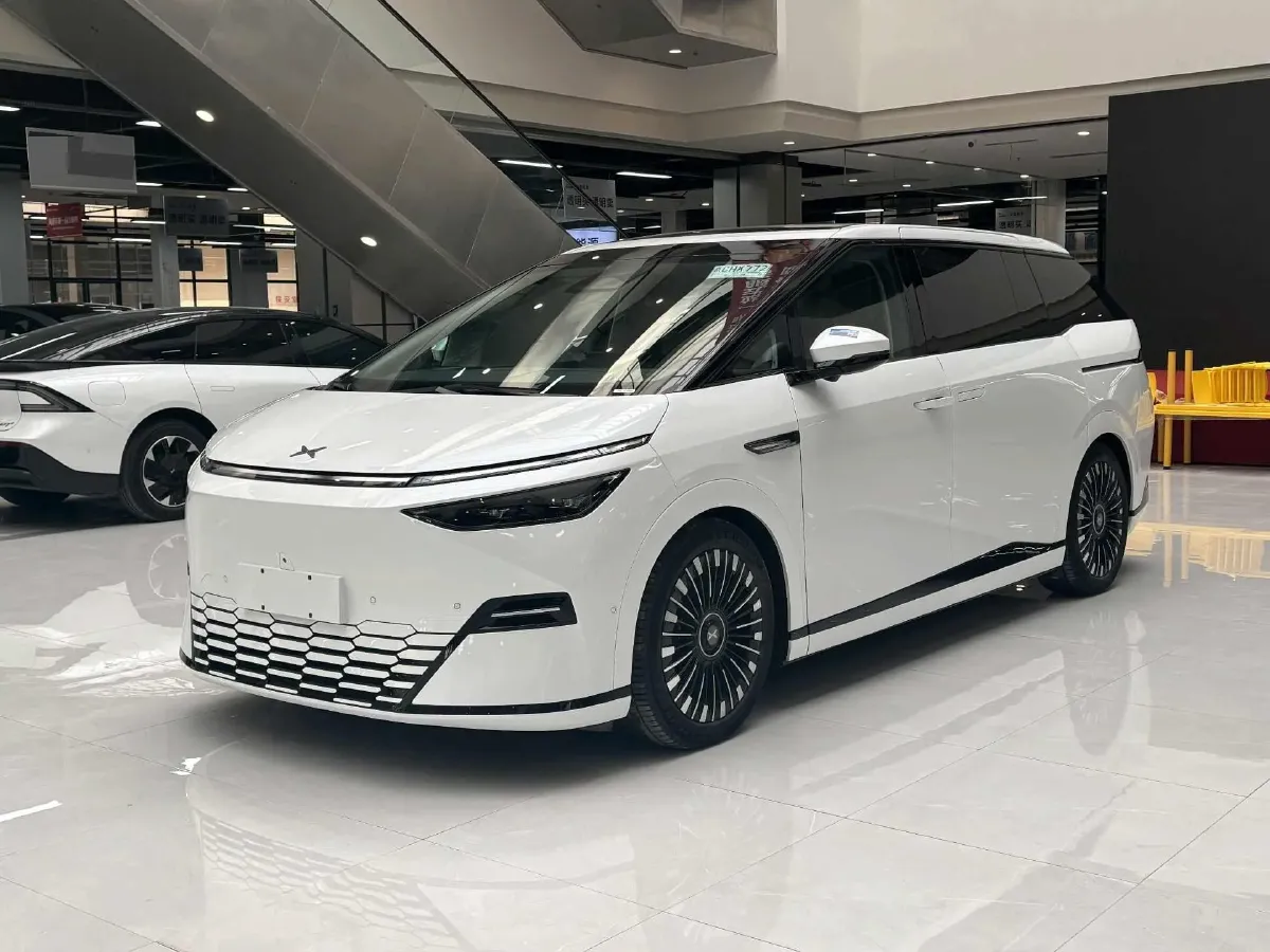 2025 Xpeng X9 BEV,autocango,china used car exporter,china ev exporter,chinese used car exporter,chinese used ev exporter