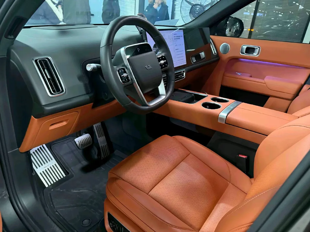 2023 Li L8 Range Extended 154HP REEV 40.9KWH,autocango,china used car exporter,china ev exporter,chinese used car exporter,chinese used ev exporter