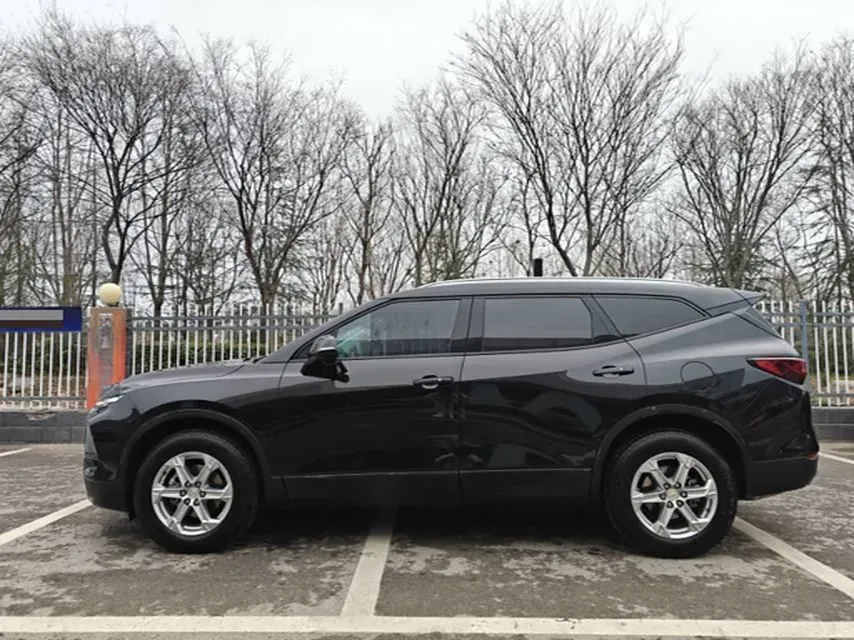 2023 Chevrolet Blazer 2.0T 237HP L4 9AT,autocango,china used car exporter,china ev exporter,chinese used car exporter,chinese used ev exporter