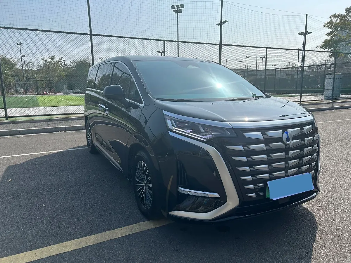 2022 HongQi HS7 3.0T 337HP V6 8AT,autocango,china used car exporter,china ev exporter,chinese used car exporter,chinese used ev exporter