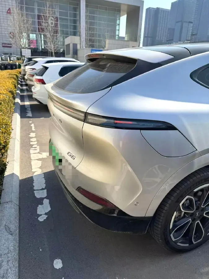 2025 Xpeng G6 BEV 68.5KWH,autocango,china used car exporter,china ev exporter,chinese used car exporter,chinese used ev exporter