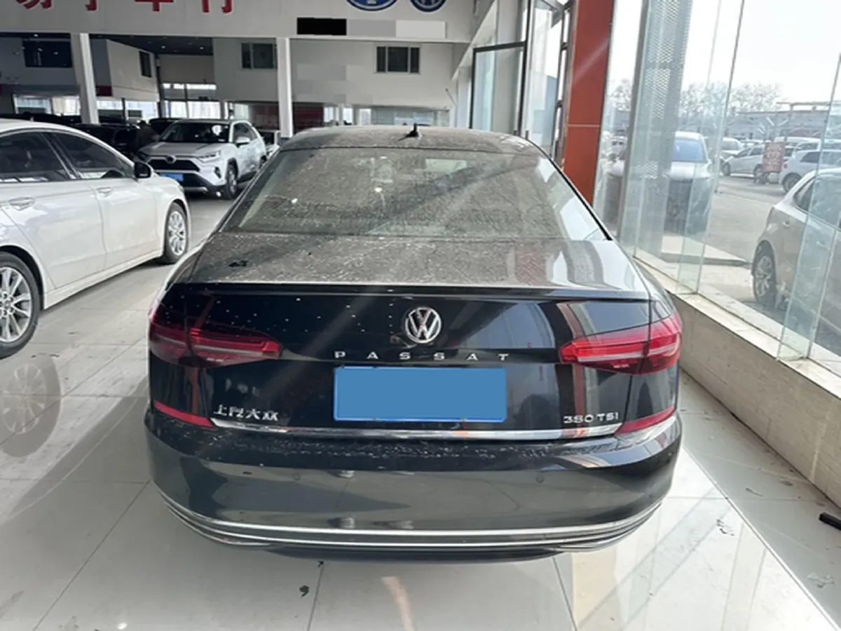 2019 Volkswagen Passat 2.0T 220HP L4 7DCT,autocango,china used car exporter,china ev exporter,chinese used car exporter,chinese used ev exporter