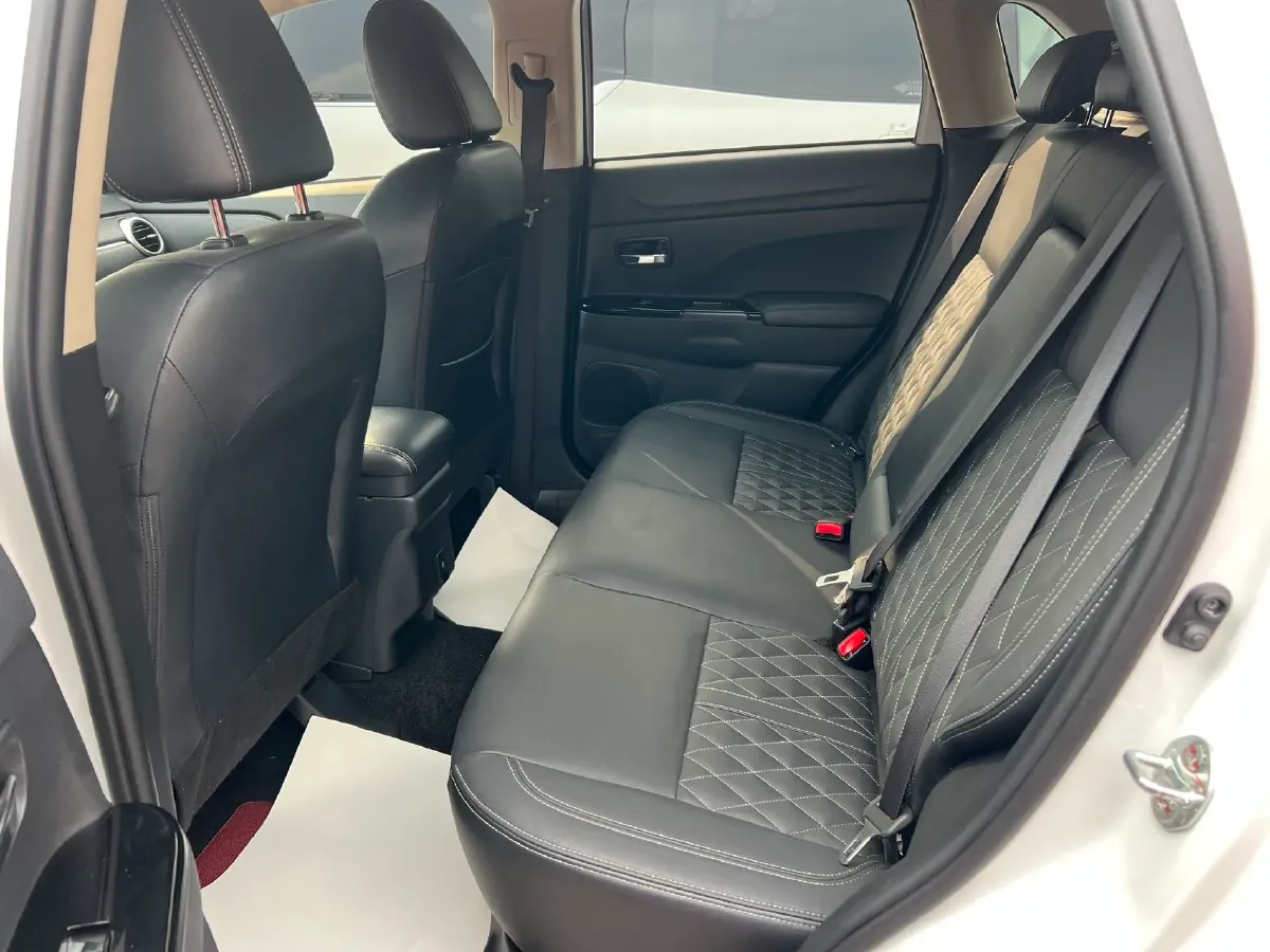 2020 Mitsubishi ASX 2.0L 166HP L4 CVT,autocango,china used car exporter,china ev exporter,chinese used car exporter,chinese used ev exporter