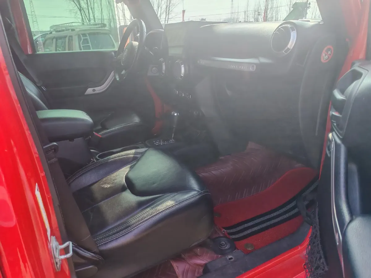 2017 Jeep Wrangler 3.0L 234HP V6 5AT,autocango,china used car exporter,china ev exporter,chinese used car exporter,chinese used ev exporter