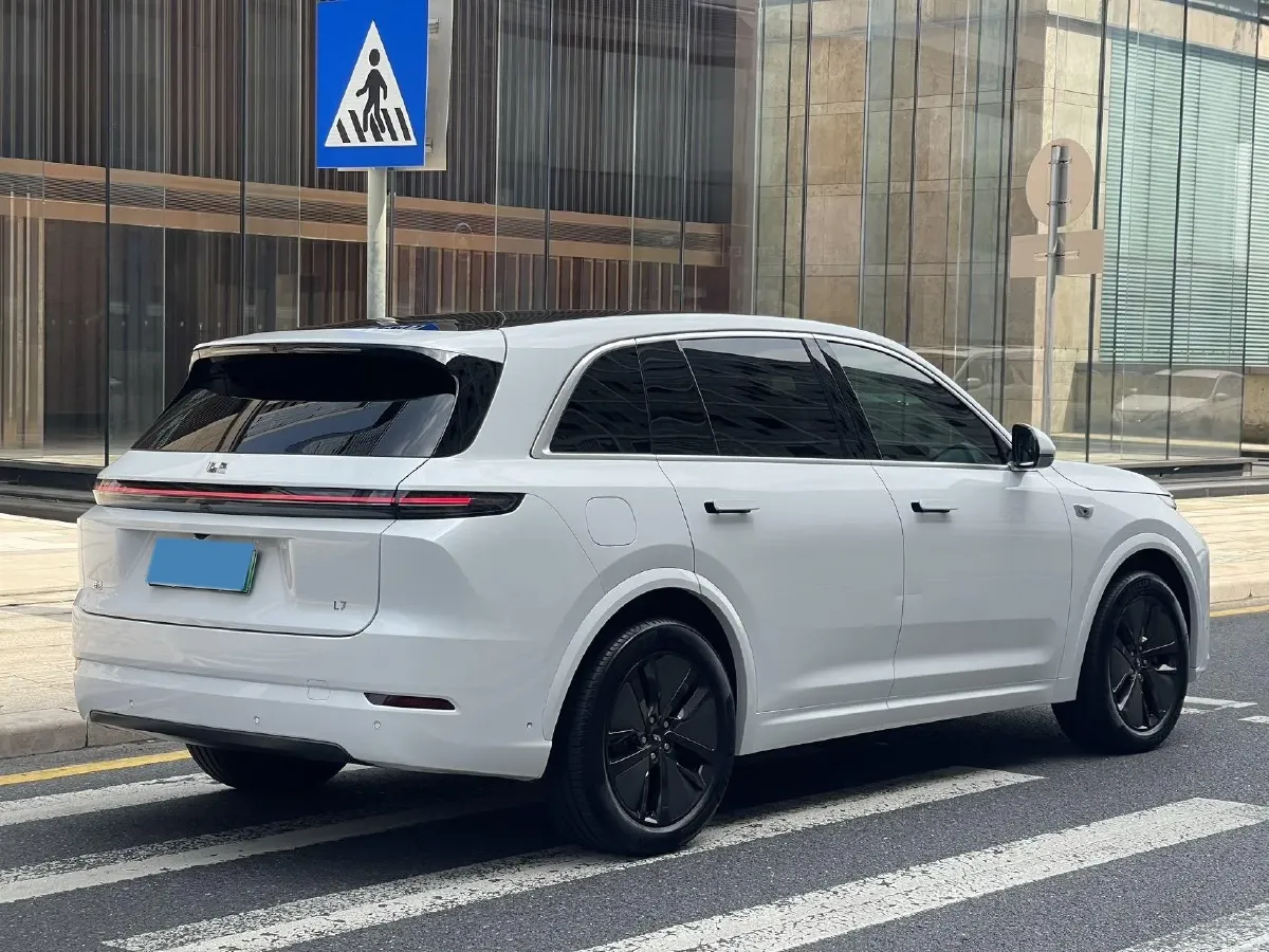 2024 Li L7 Range Extended 154HP REEV 42.8KWH,autocango,china used car exporter,china ev exporter,chinese used car exporter,chinese used ev exporter