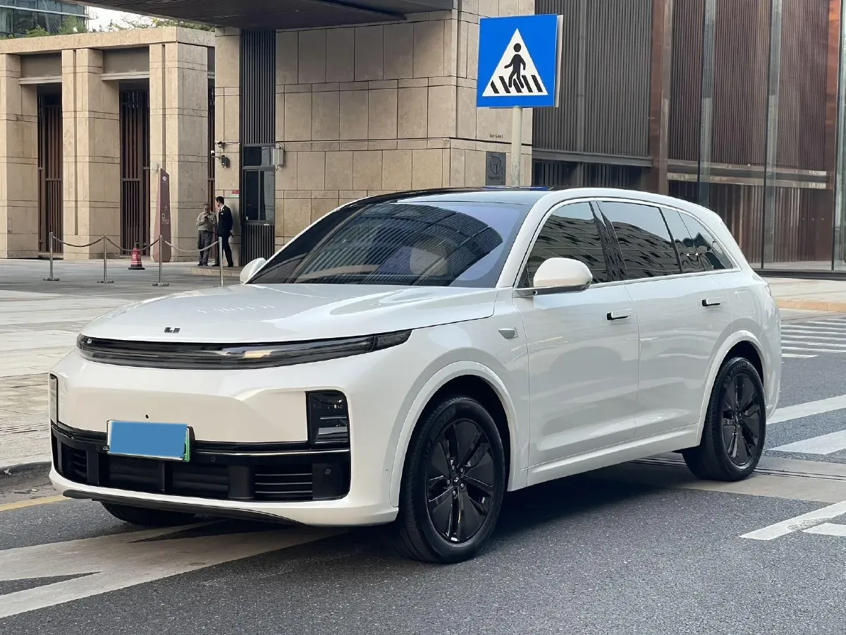 2024 Li L7 Range Extended 154HP REEV 42.8KWH,autocango,china used car exporter,china ev exporter,chinese used car exporter,chinese used ev exporter