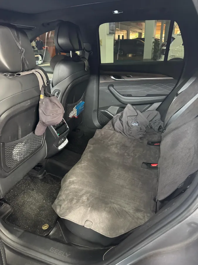 2025 Geely Monjaro 2.0T 238HP L4 8AT,autocango,china used car exporter,china ev exporter,chinese used car exporter,chinese used ev exporter