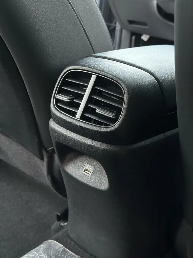 2021 Hyundai Elantra 1.5L 115HP L4 CVT,autocango,china used car exporter,china ev exporter,chinese used car exporter,chinese used ev exporter