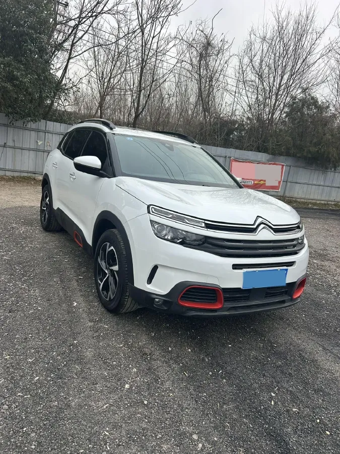 2018 Citroen C5 Aircross 1.6T 167HP L4 6AT,autocango,china used car exporter,china ev exporter,chinese used car exporter,chinese used ev exporter
