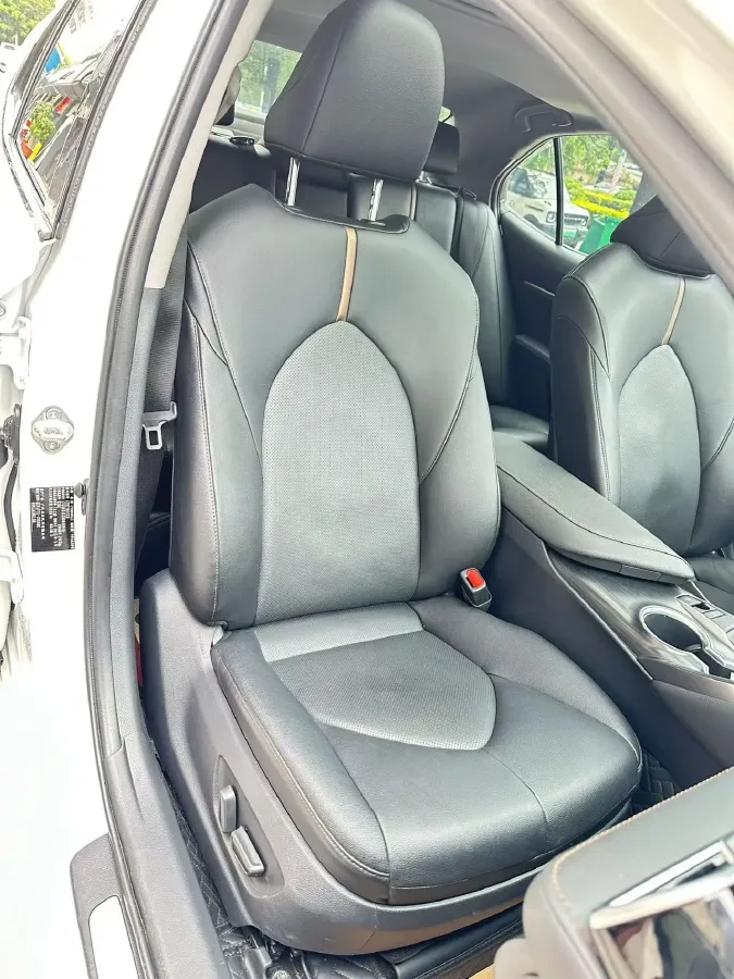 2021 Toyota Camry 2.0L 178HP L4 CVT,autocango,china used car exporter,china ev exporter,chinese used car exporter,chinese used ev exporter