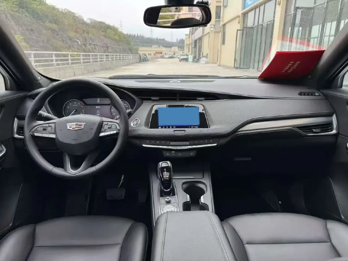 2021 Cadillac XT4 2.0T 237HP L4 9AT,autocango,china used car exporter,china ev exporter,chinese used car exporter,chinese used ev exporter