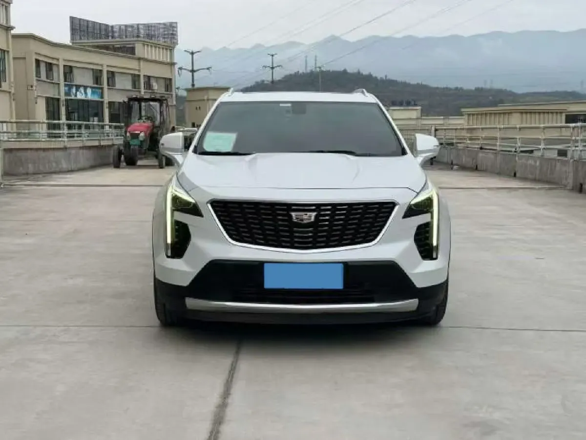 2021 Cadillac XT4 2.0T 237HP L4 9AT,autocango,china used car exporter,china ev exporter,chinese used car exporter,chinese used ev exporter