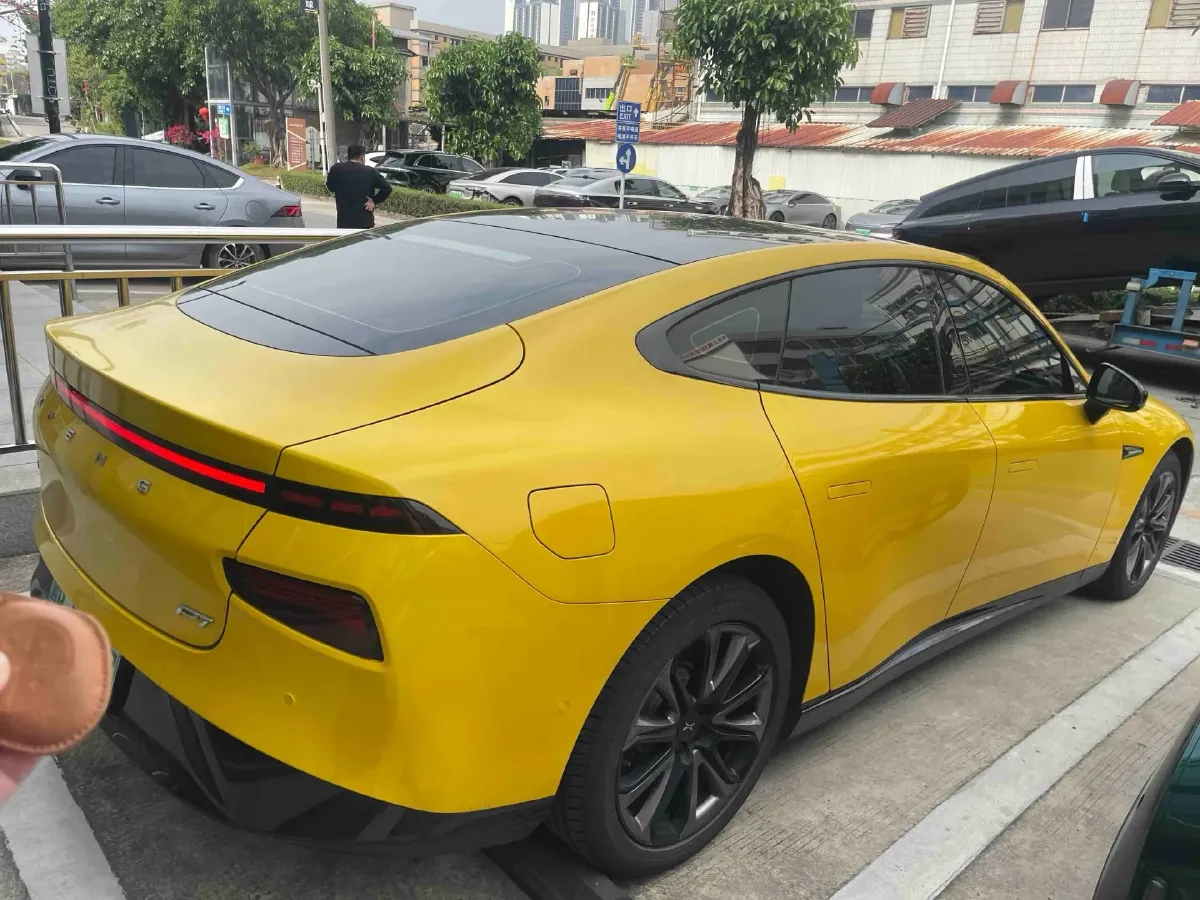 2020 Xpeng P7 BEV 70.8KWH,autocango,china used car exporter,china ev exporter,chinese used car exporter,chinese used ev exporter