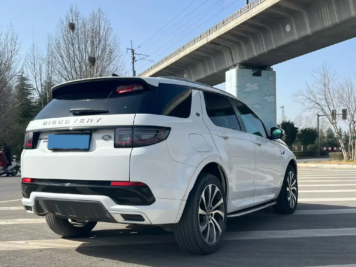 2020 Land Rover Discovery Sport 2.0T 249HP L4 9AT,autocango,china used car exporter,china ev exporter,chinese used car exporter,chinese used ev exporter
