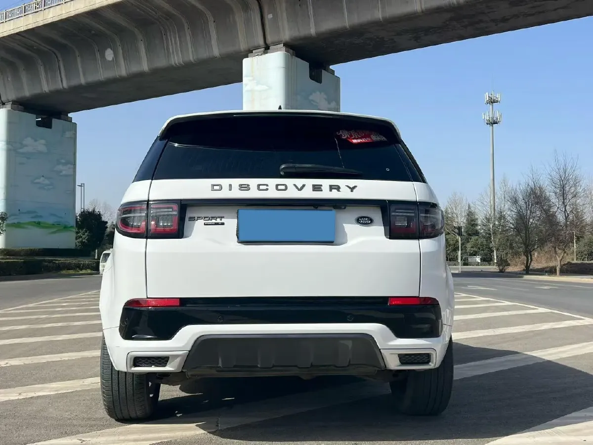 2020 Land Rover Discovery Sport 2.0T 249HP L4 9AT,autocango,china used car exporter,china ev exporter,chinese used car exporter,chinese used ev exporter