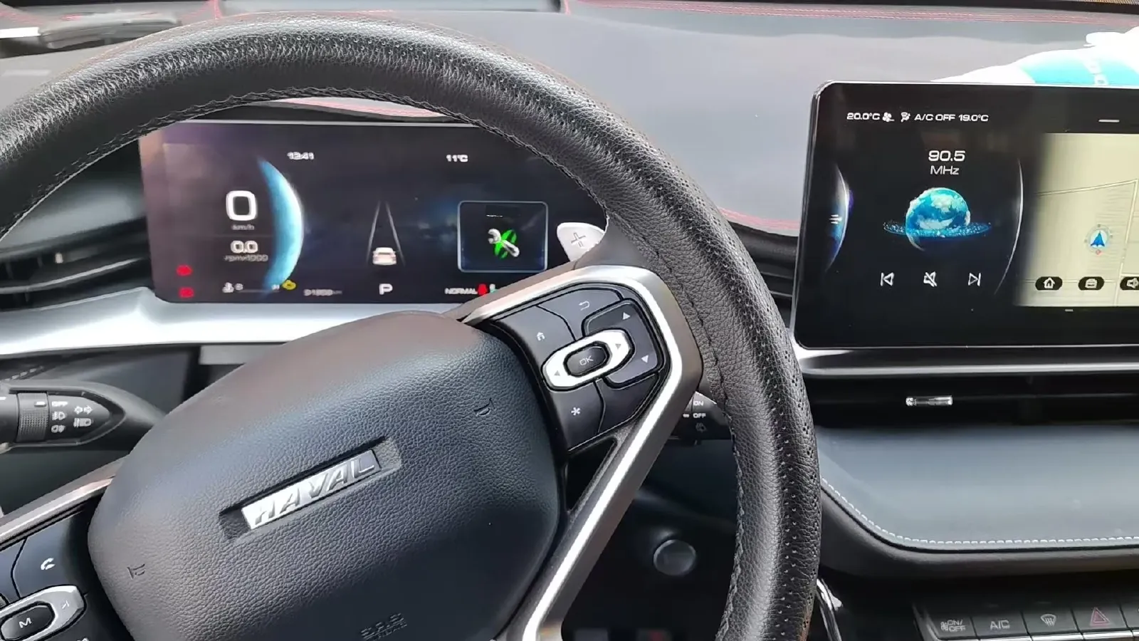 2021 Haval H6 1.5T 169HP L4 7DCT,autocango,china used car exporter,china ev exporter,chinese used car exporter,chinese used ev exporter