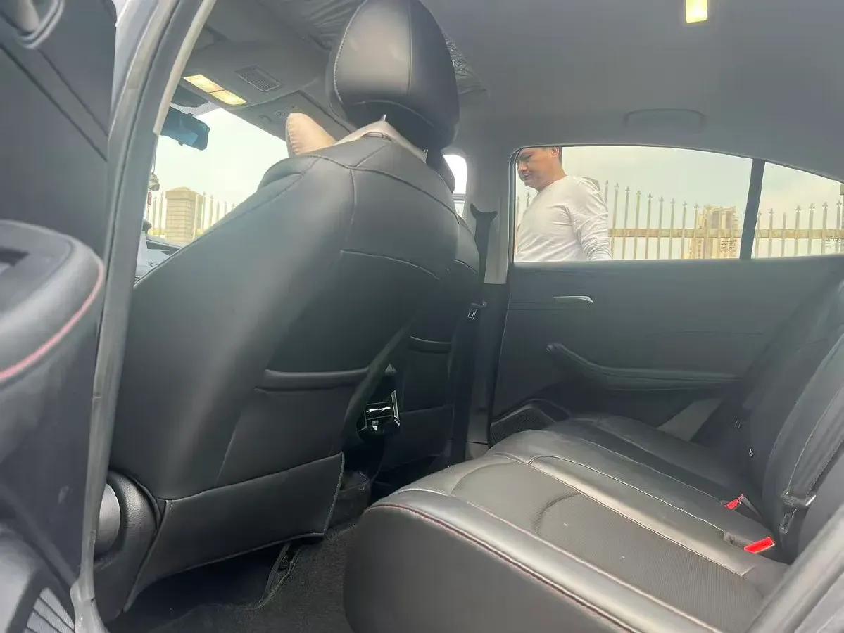 2023 Roewe i5 1.5L 129HP L4 CVT,autocango,china used car exporter,china ev exporter,chinese used car exporter,chinese used ev exporter