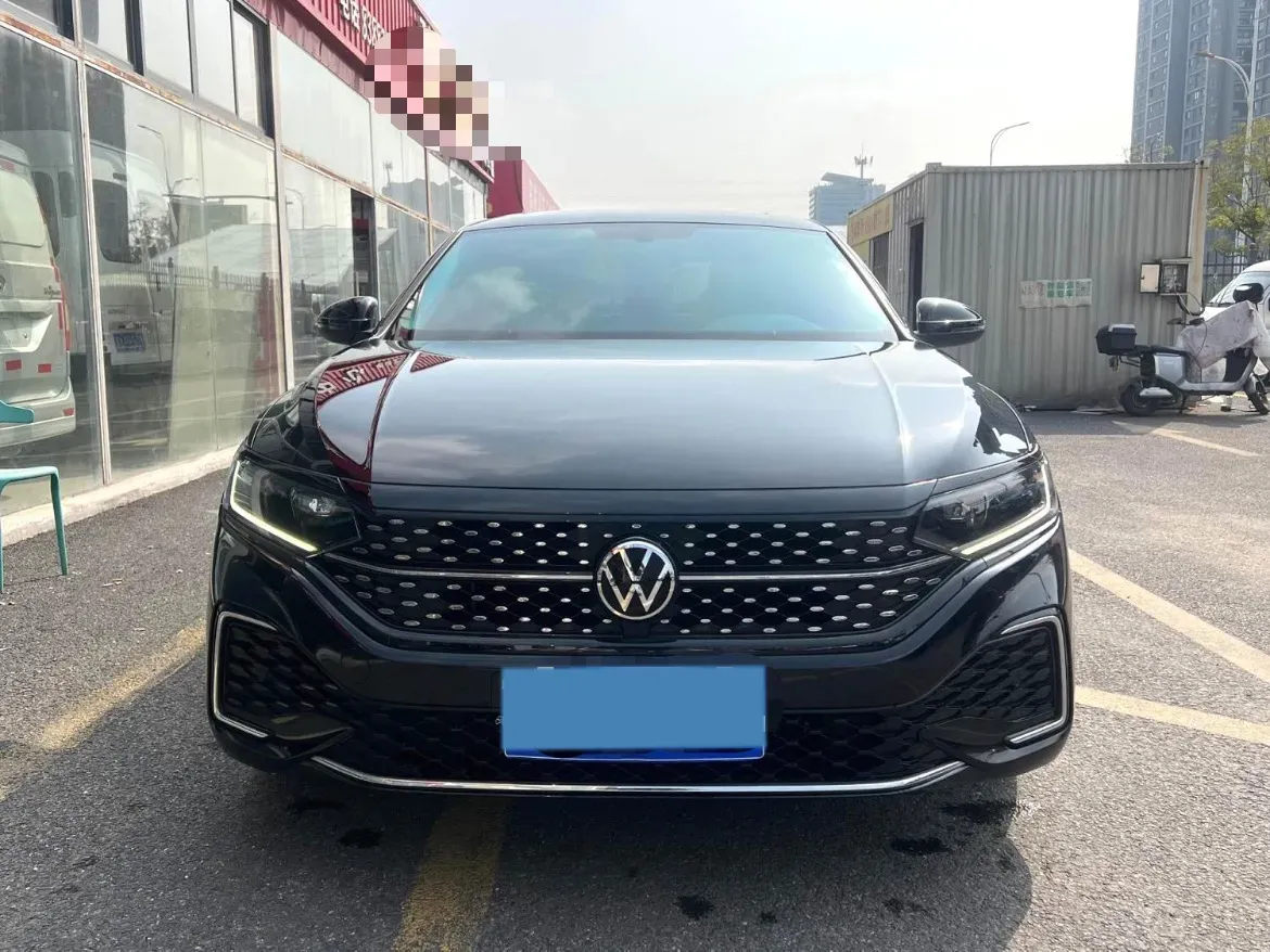 2023 Volkswagen Passat 2.0T 186HP L4 7DCT,autocango,china used car exporter,china ev exporter,chinese used car exporter,chinese used ev exporter