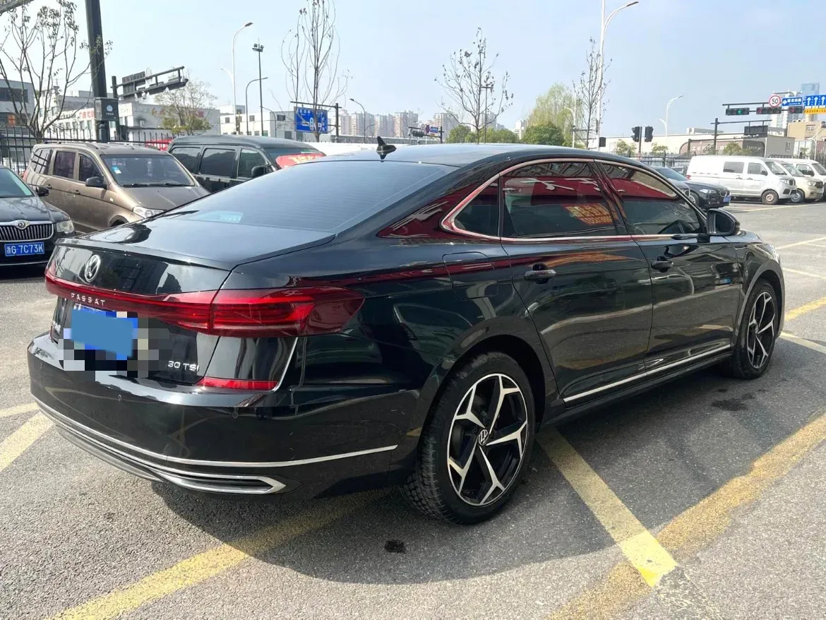 2023 Volkswagen Passat 2.0T 186HP L4 7DCT,autocango,china used car exporter,china ev exporter,chinese used car exporter,chinese used ev exporter