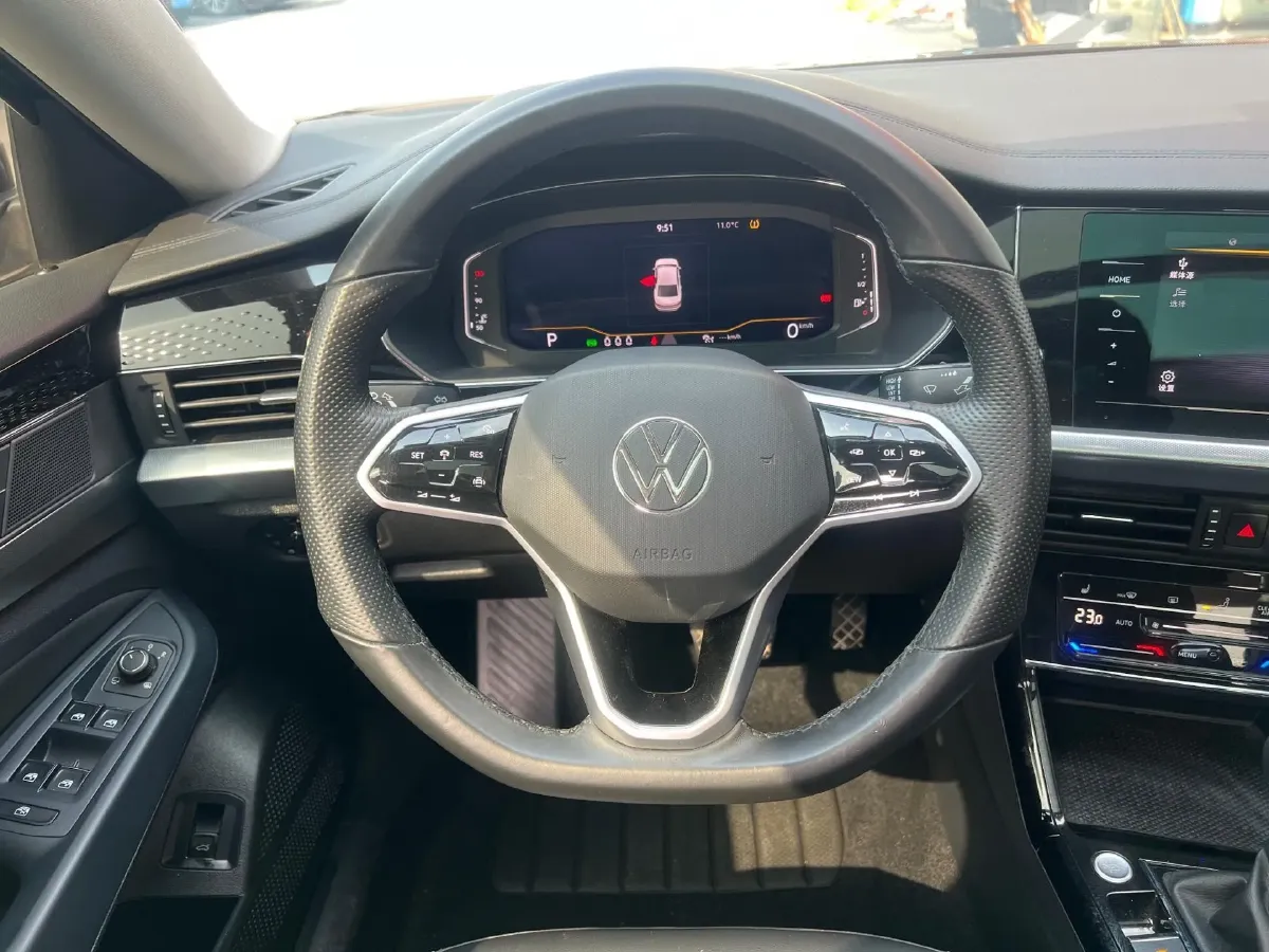 2023 Volkswagen Passat 2.0T 186HP L4 7DCT,autocango,china used car exporter,china ev exporter,chinese used car exporter,chinese used ev exporter