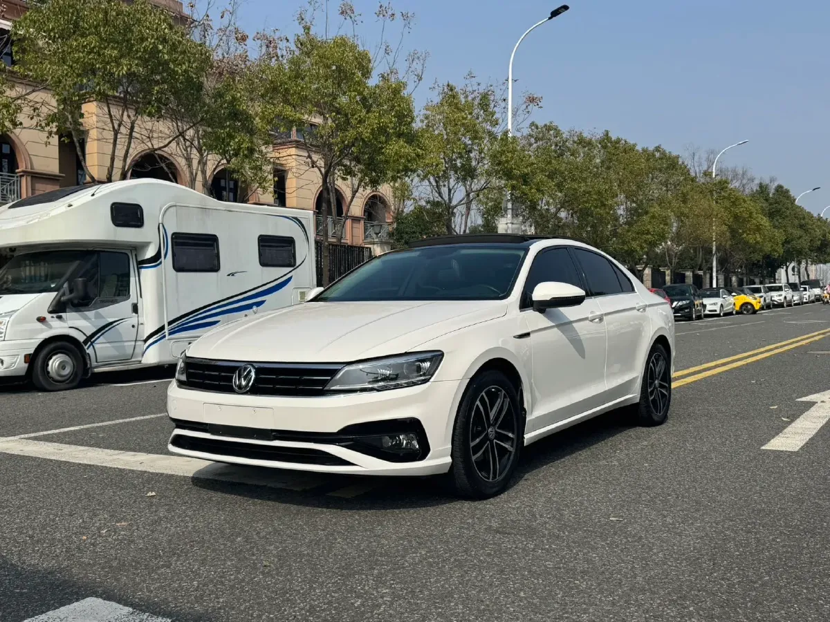 2019 Volkswagen Passat 1.4T 150HP L4 7DCT,autocango,china used car exporter,china ev exporter,chinese used car exporter,chinese used ev exporter