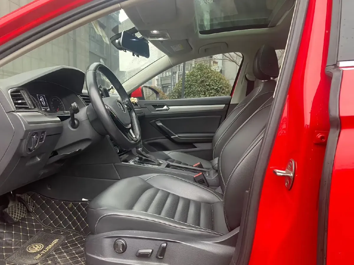 2019 Volkswagen Passat 1.4T 150HP L4 7DCT,autocango,china used car exporter,china ev exporter,chinese used car exporter,chinese used ev exporter