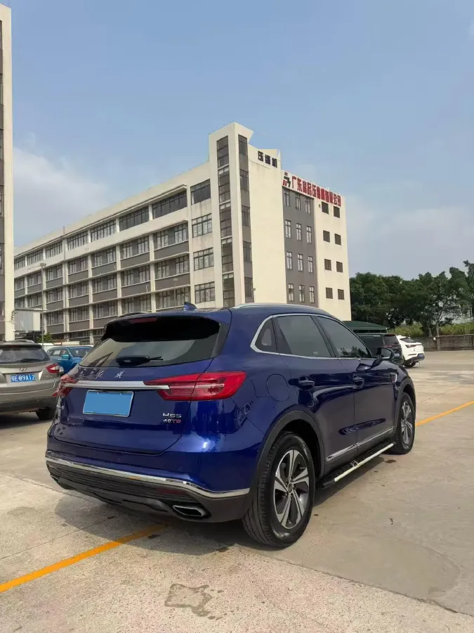 2022 HongQi HS5 2.0T 224HP L4 6AT,autocango,china used car exporter,china ev exporter,chinese used car exporter,chinese used ev exporter
